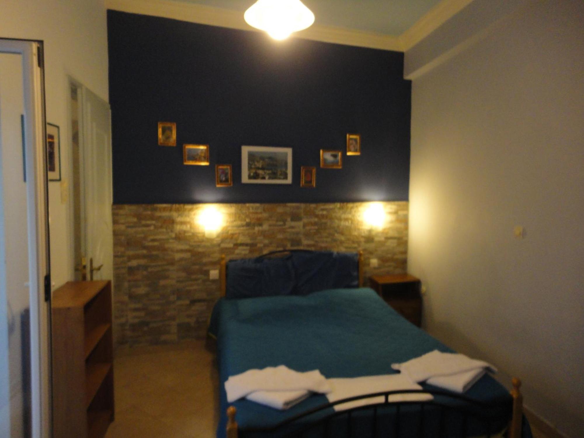 Apergis Rooms Ermoupoli Room photo